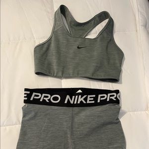 Nike Pro Workout Set